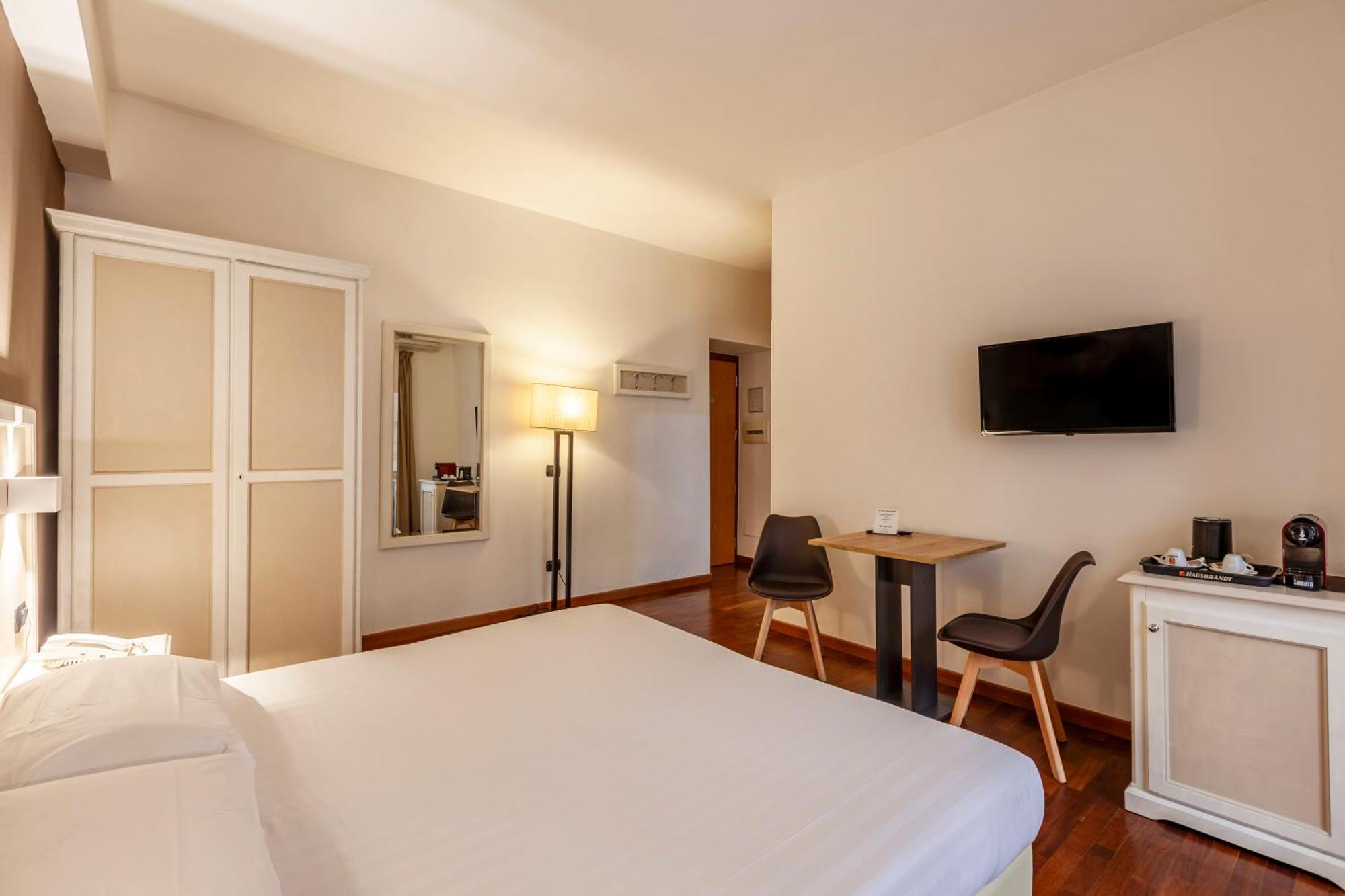 Inn Rome Rooms & Suites Exterior foto