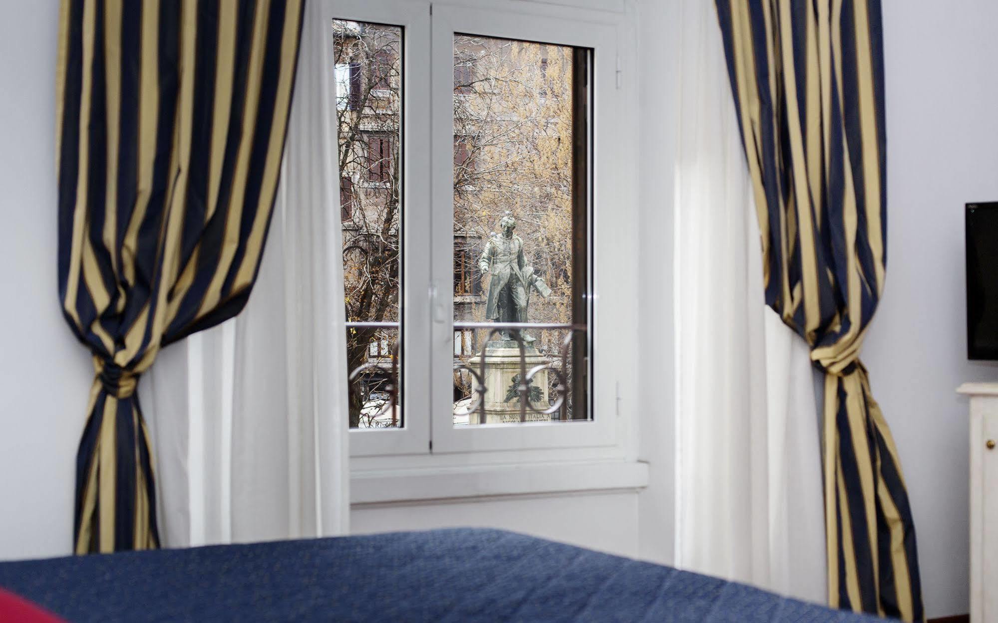 Inn Rome Rooms & Suites Exterior foto